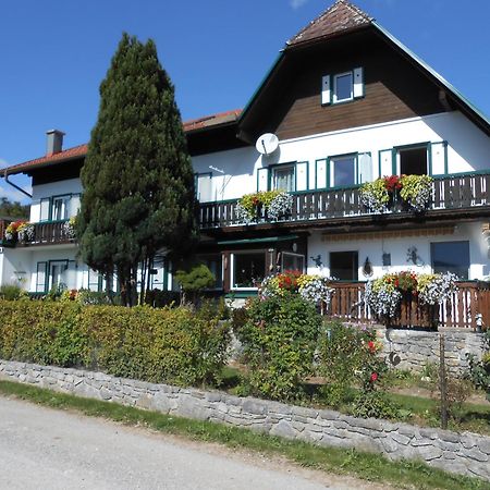 Pension Gierlinger Aflenz Kurort Dış mekan fotoğraf