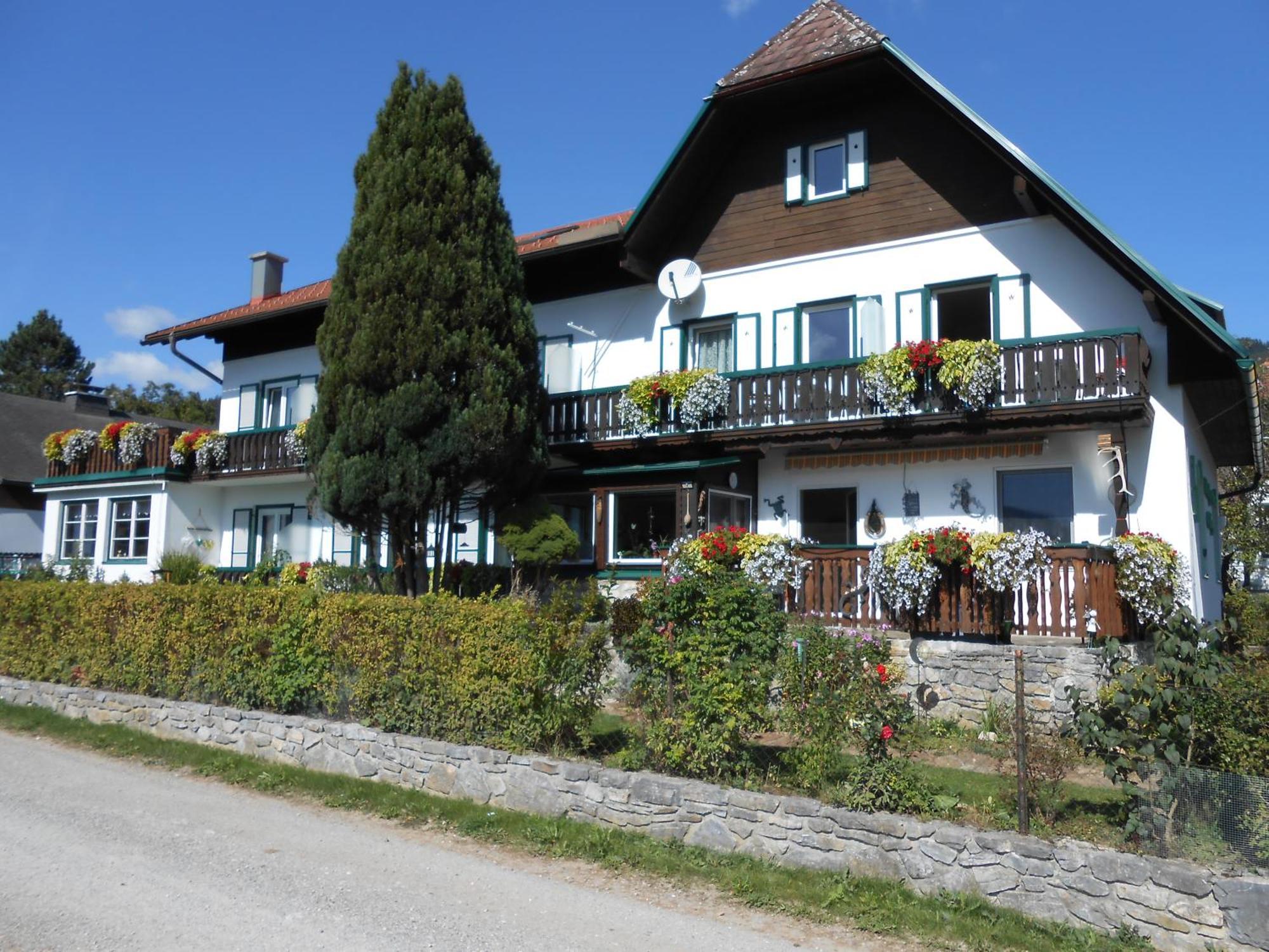 Pension Gierlinger Aflenz Kurort Dış mekan fotoğraf