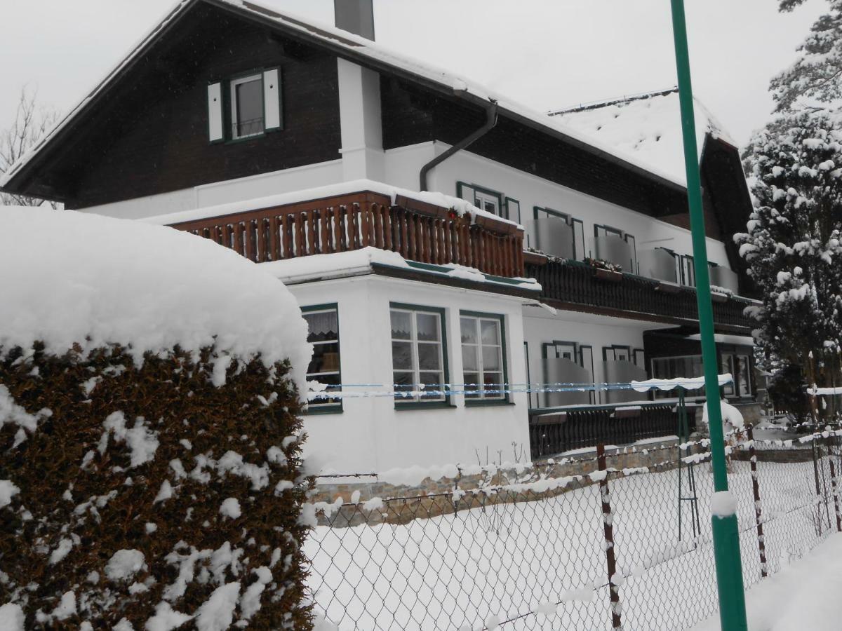 Pension Gierlinger Aflenz Kurort Dış mekan fotoğraf