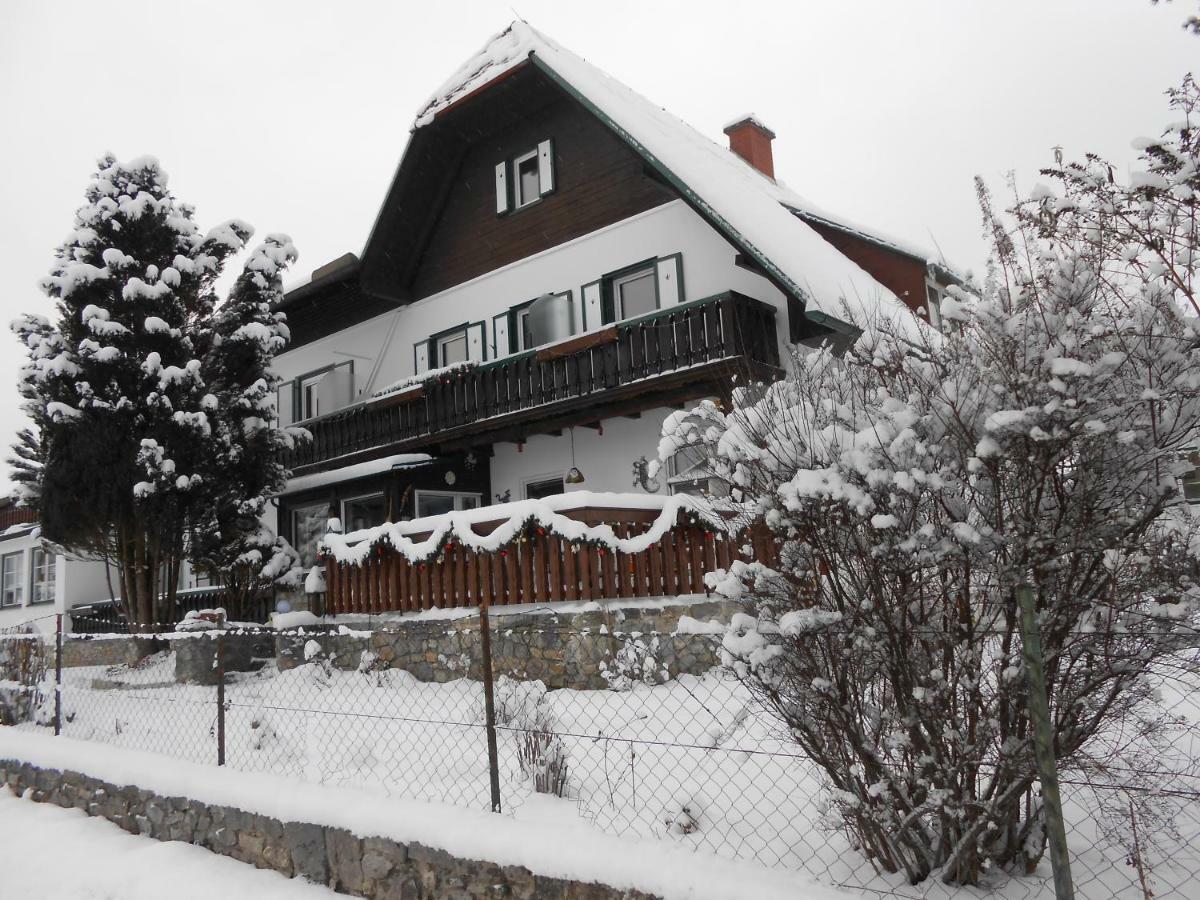 Pension Gierlinger Aflenz Kurort Dış mekan fotoğraf